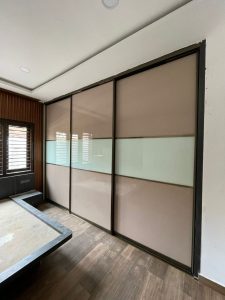 Kitchens and wardrobes in Sahakar Nagar